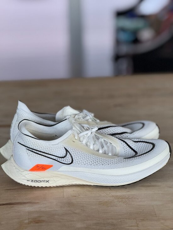 Nike ZoomX Streakfly White Black Photon Dust Size:  US M 10.5 - One race wear main image 5